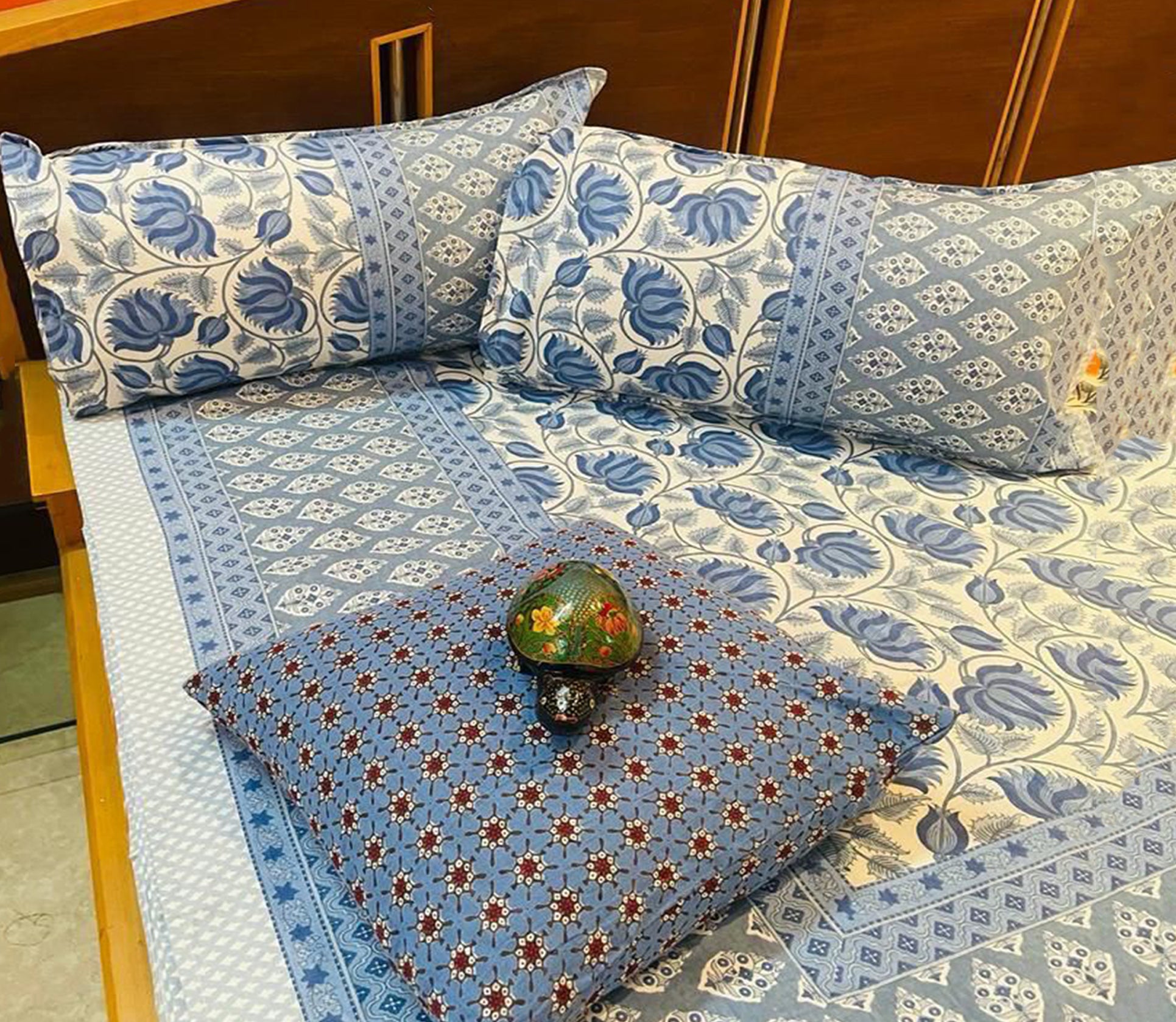 Luxury 100% Cotton Double Bed Sheet Set – King Size