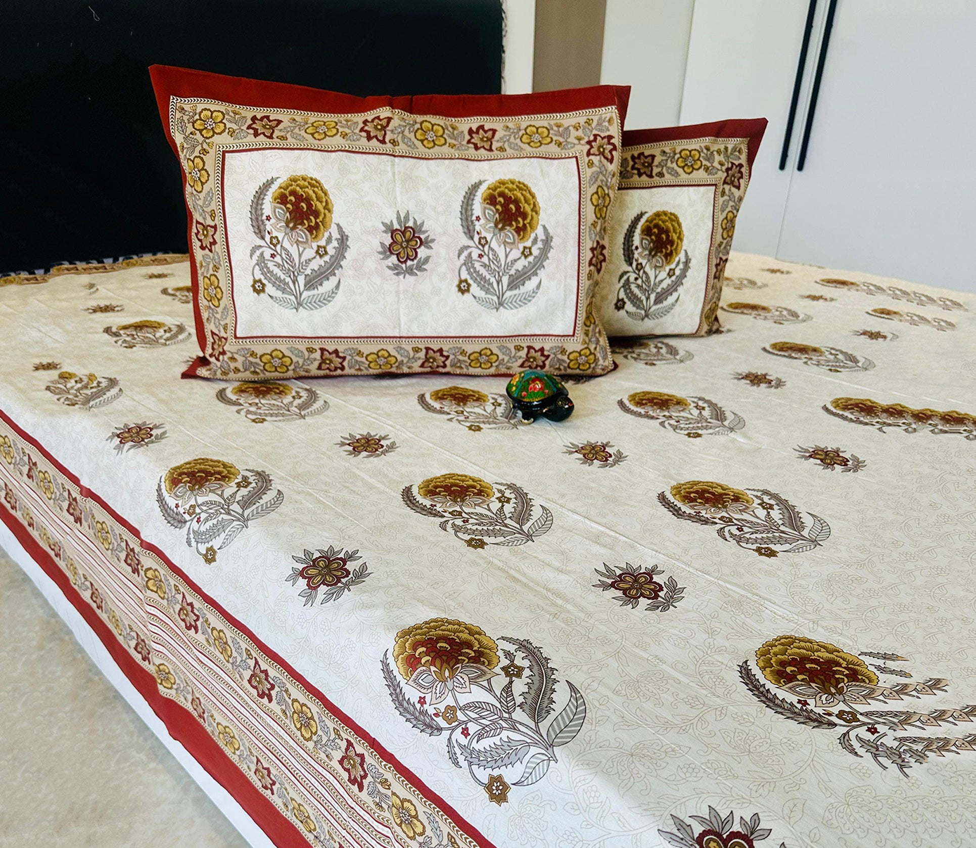 CloudLuxe  100% Cotton Double Bed Sheet Set – King Size