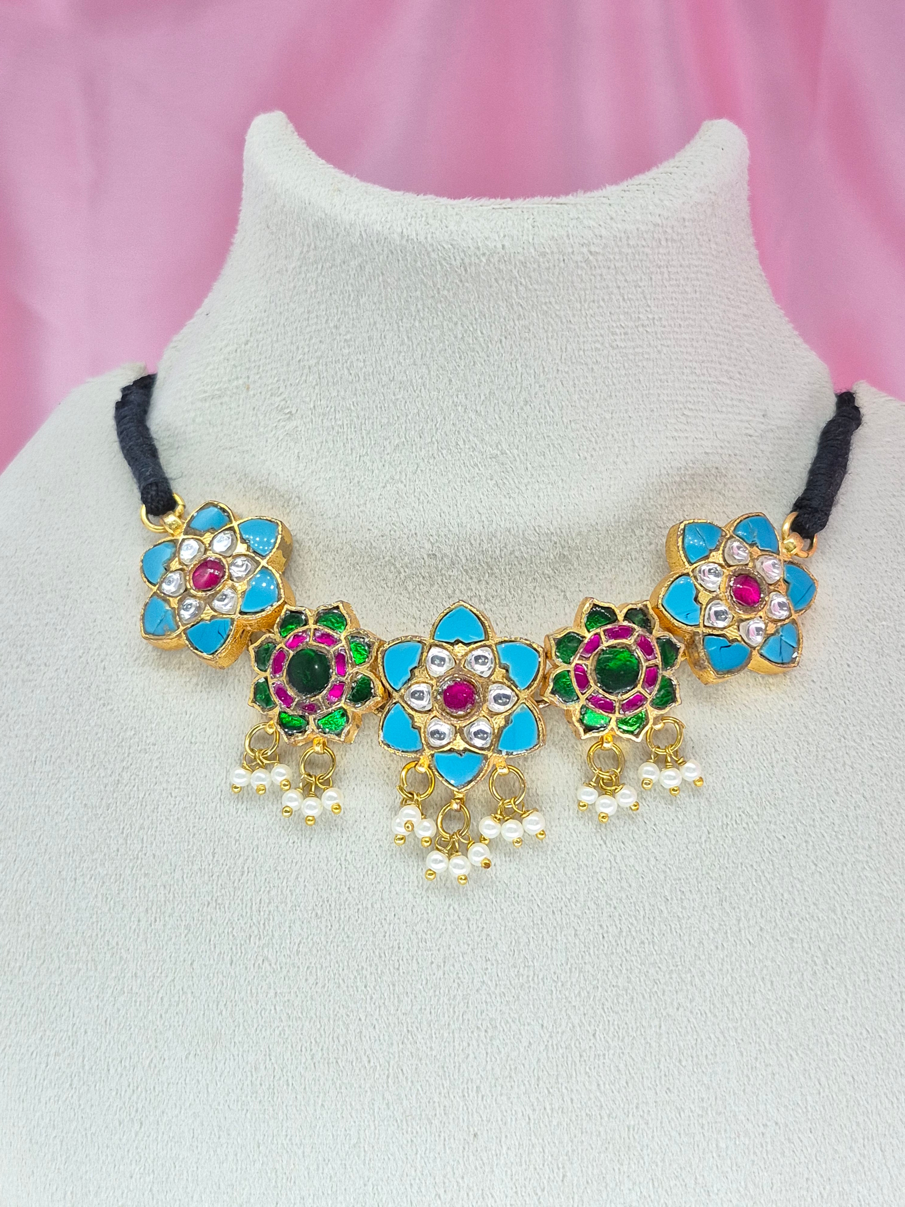 Pattinam Chokar Necklace Set