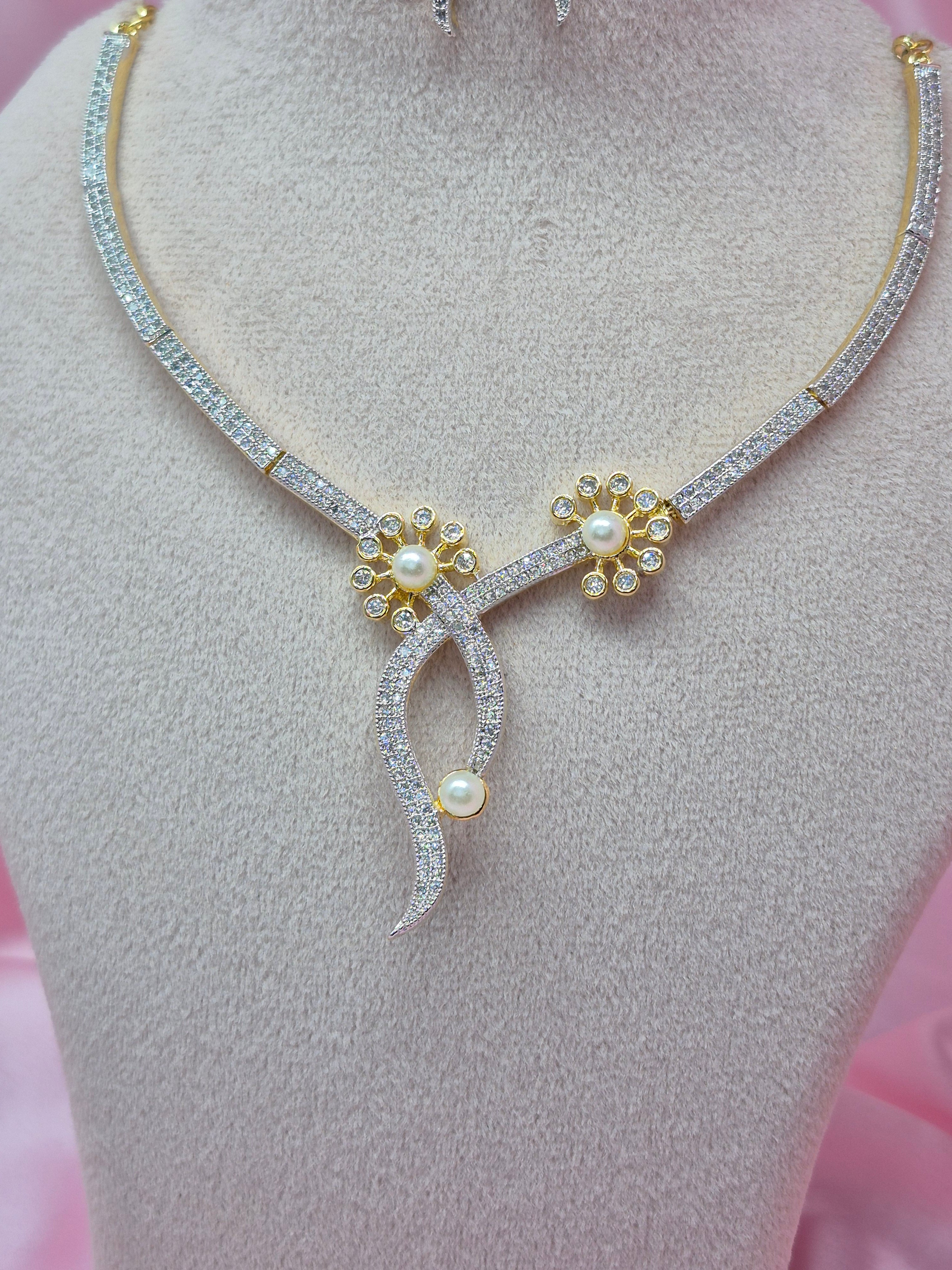 Veloura Zirconia Necklace Set