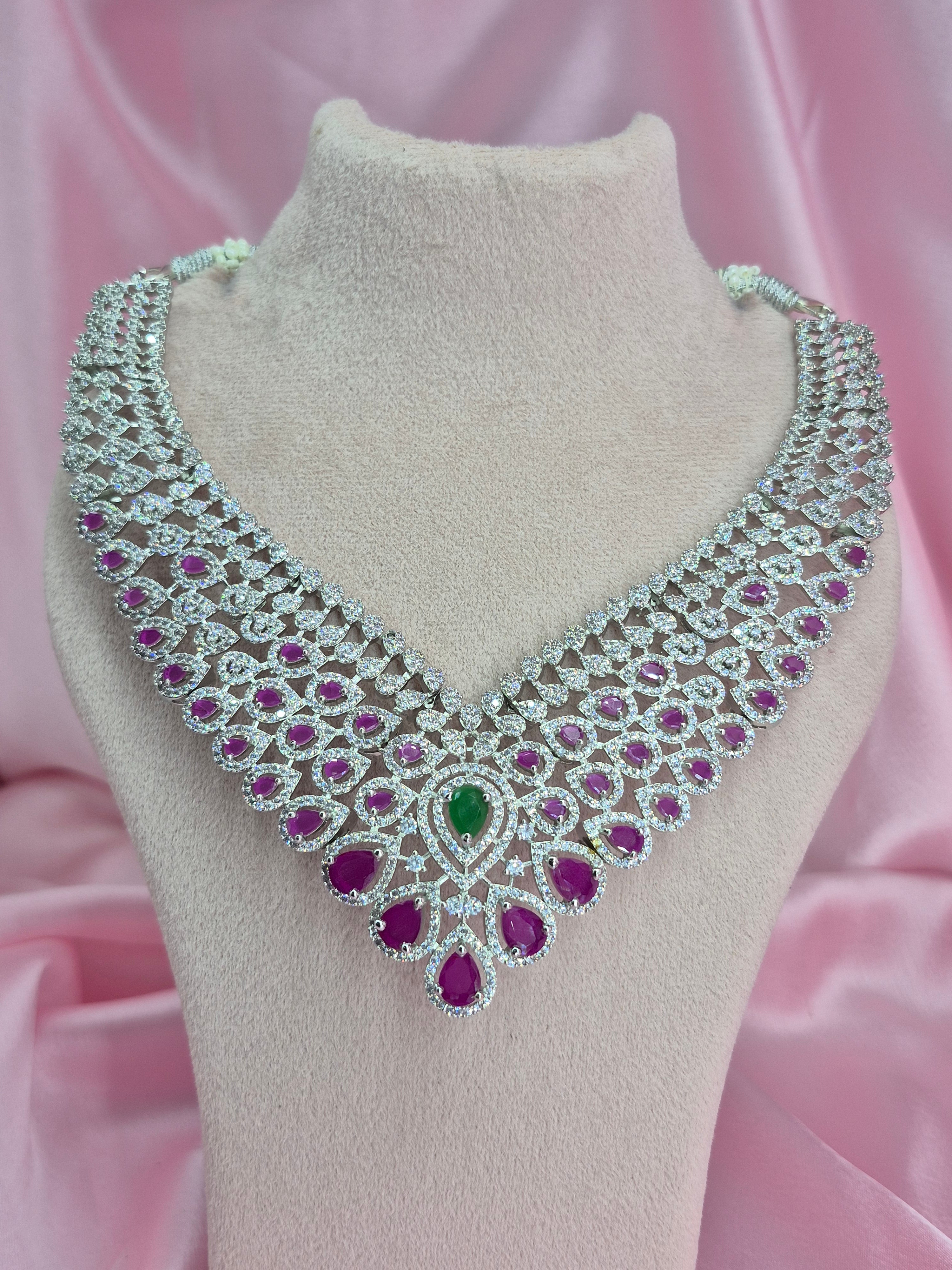 Elaris Zirconia Premium Necklace Set