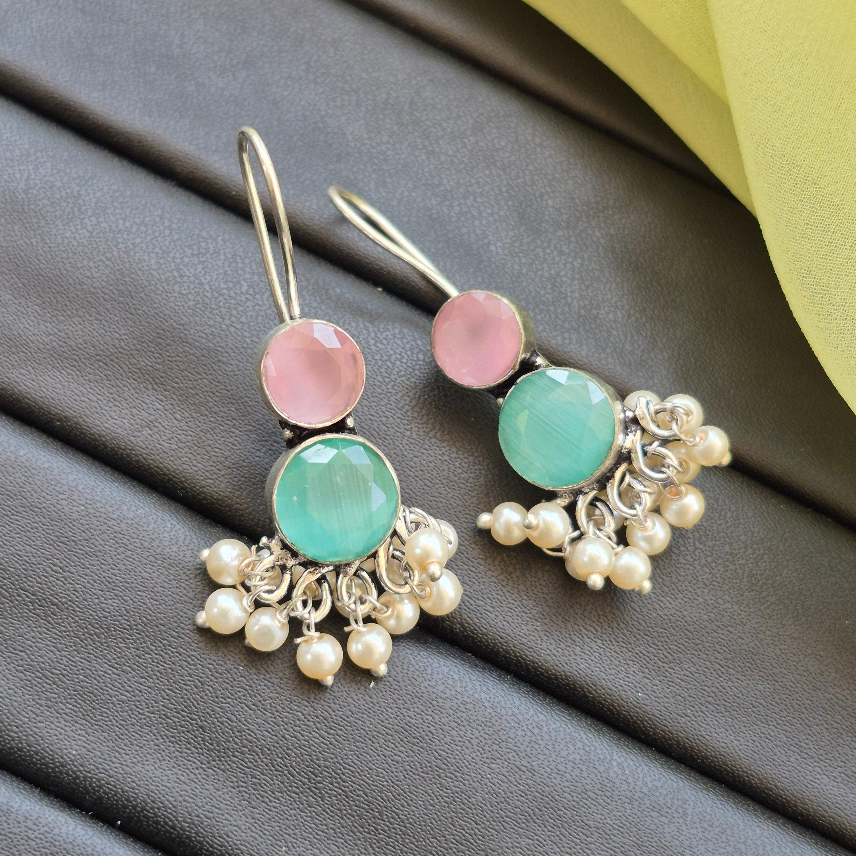 Ivory Glaze GS Hook Earrings