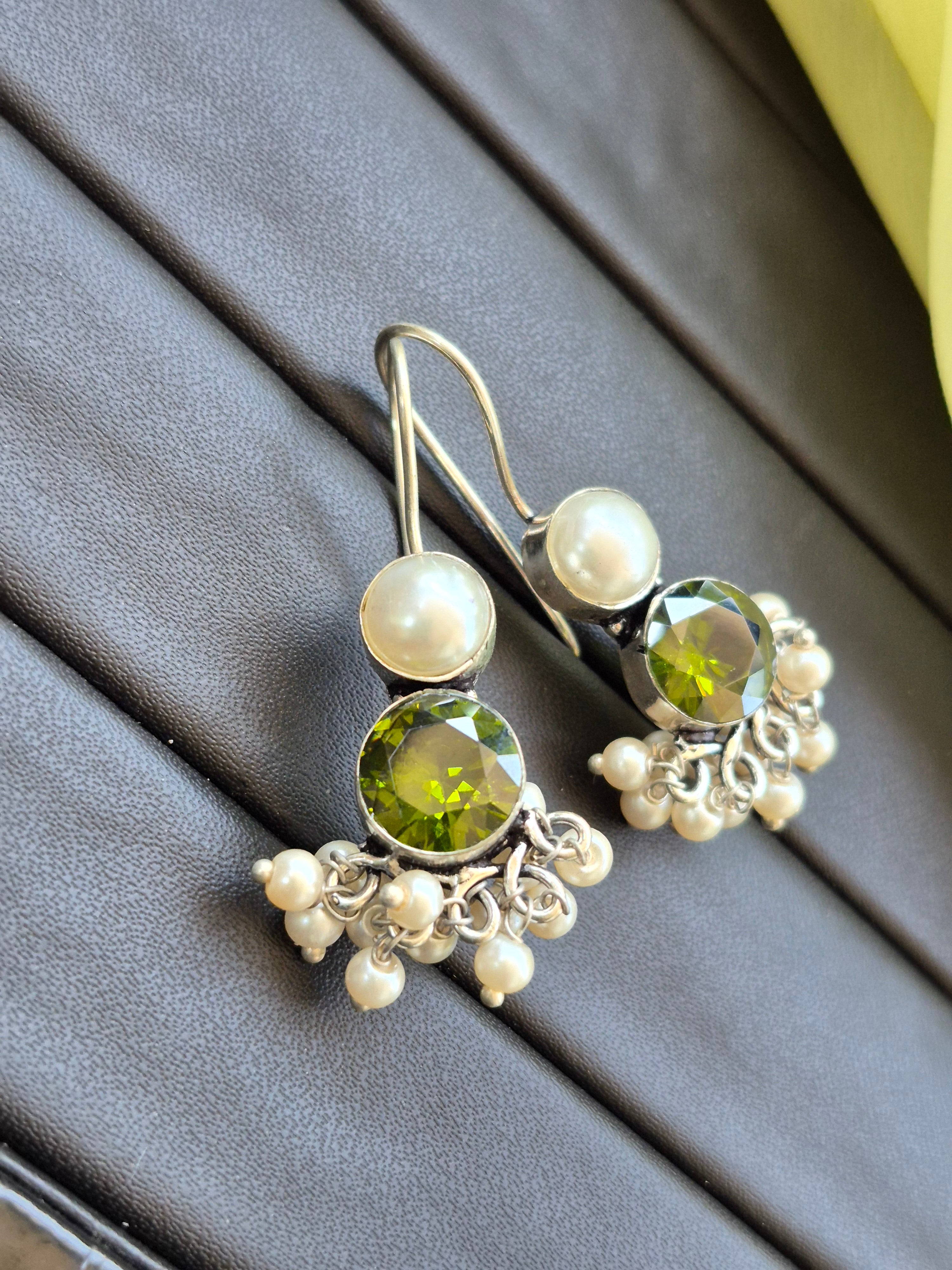 Ivory Glaze GS Hook Earrings