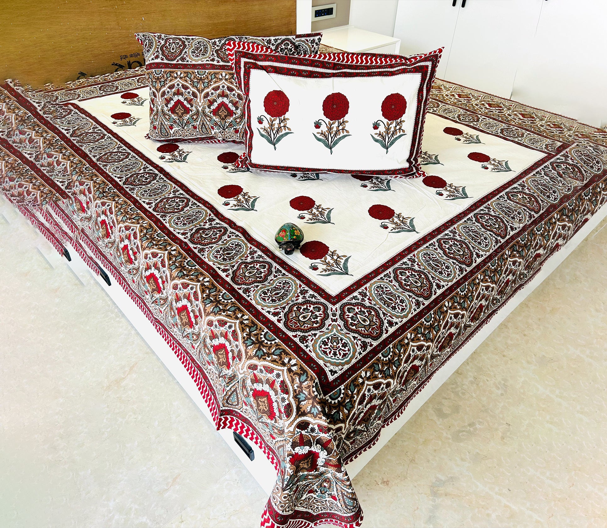 Elegant Bliss 100% Cotton Double Bed Sheet Set – King Size