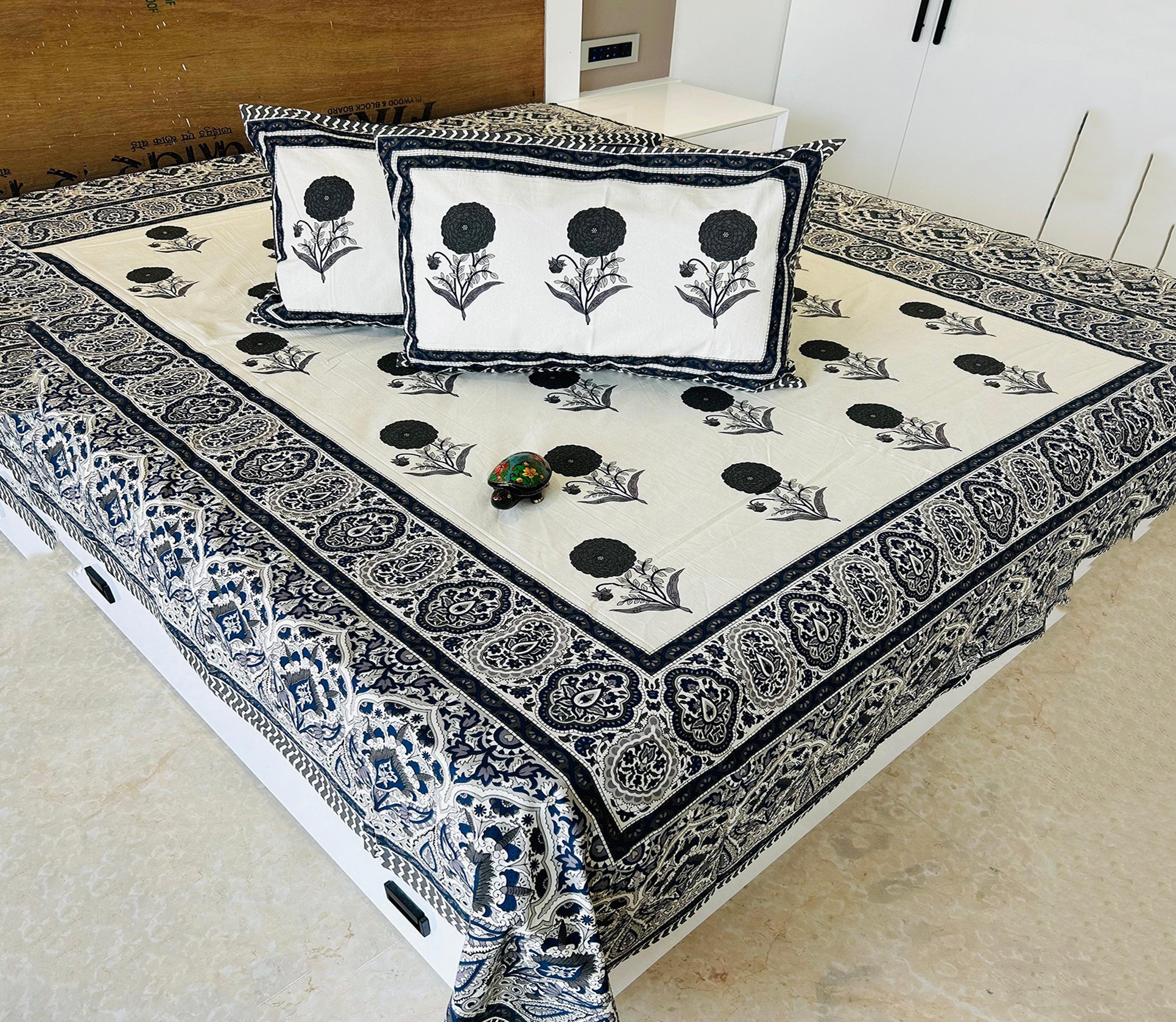 Elegant Bliss 100% Cotton Double Bed Sheet Set – King Size