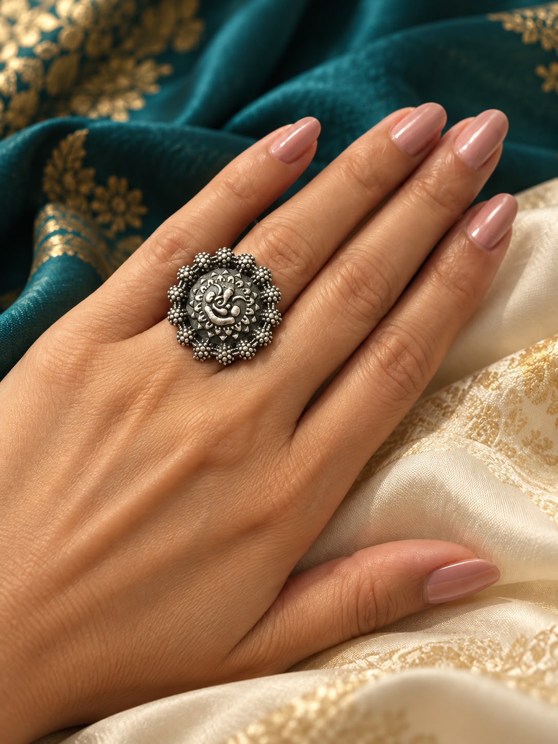 Vihana Oxidised Silver-Look Adjustable Ring