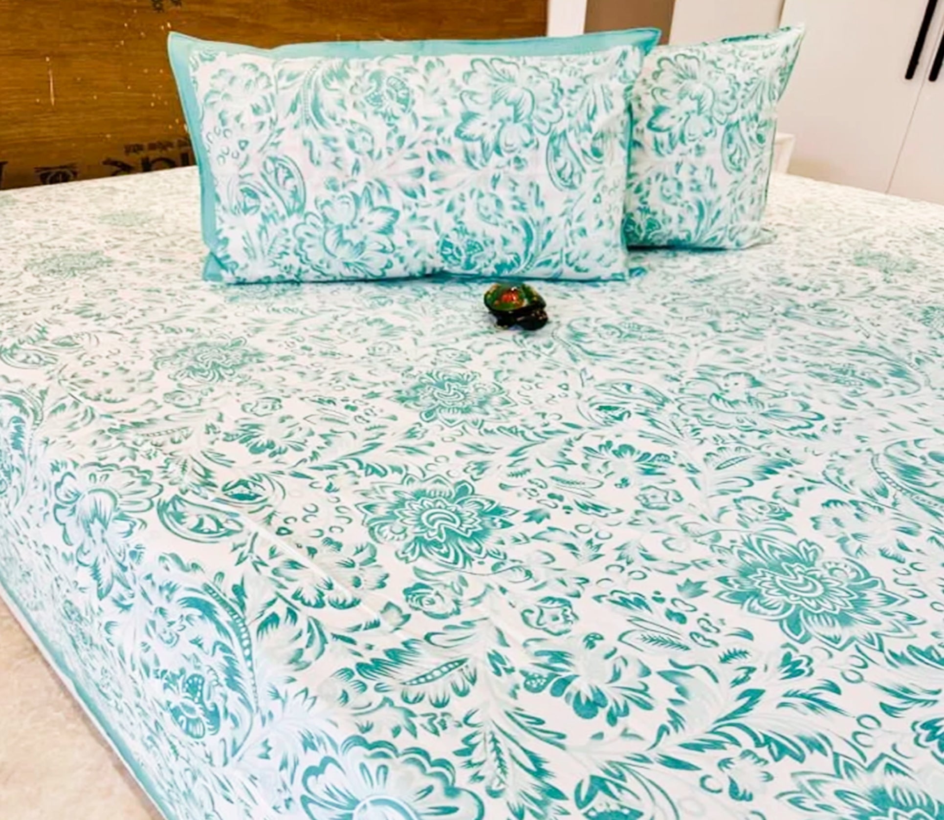 Super Jumbo 100% Cotton Double Bed Sheet Set – King Size