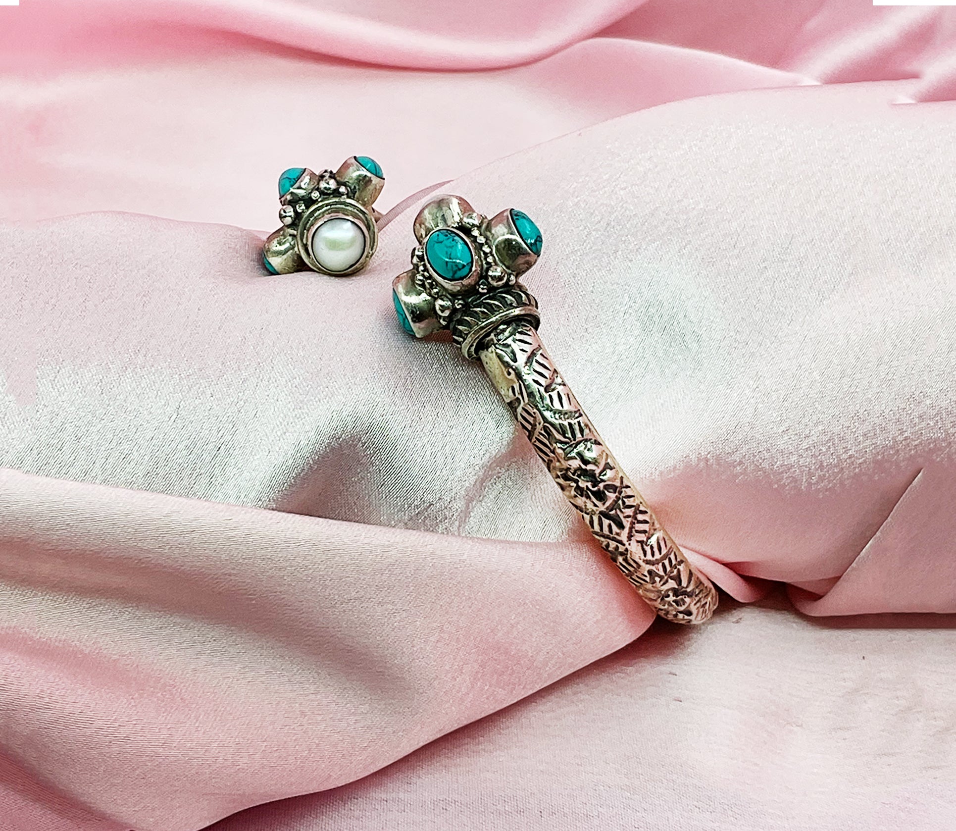 Silver92.5 Nilara Firoza Pearl Bracelet