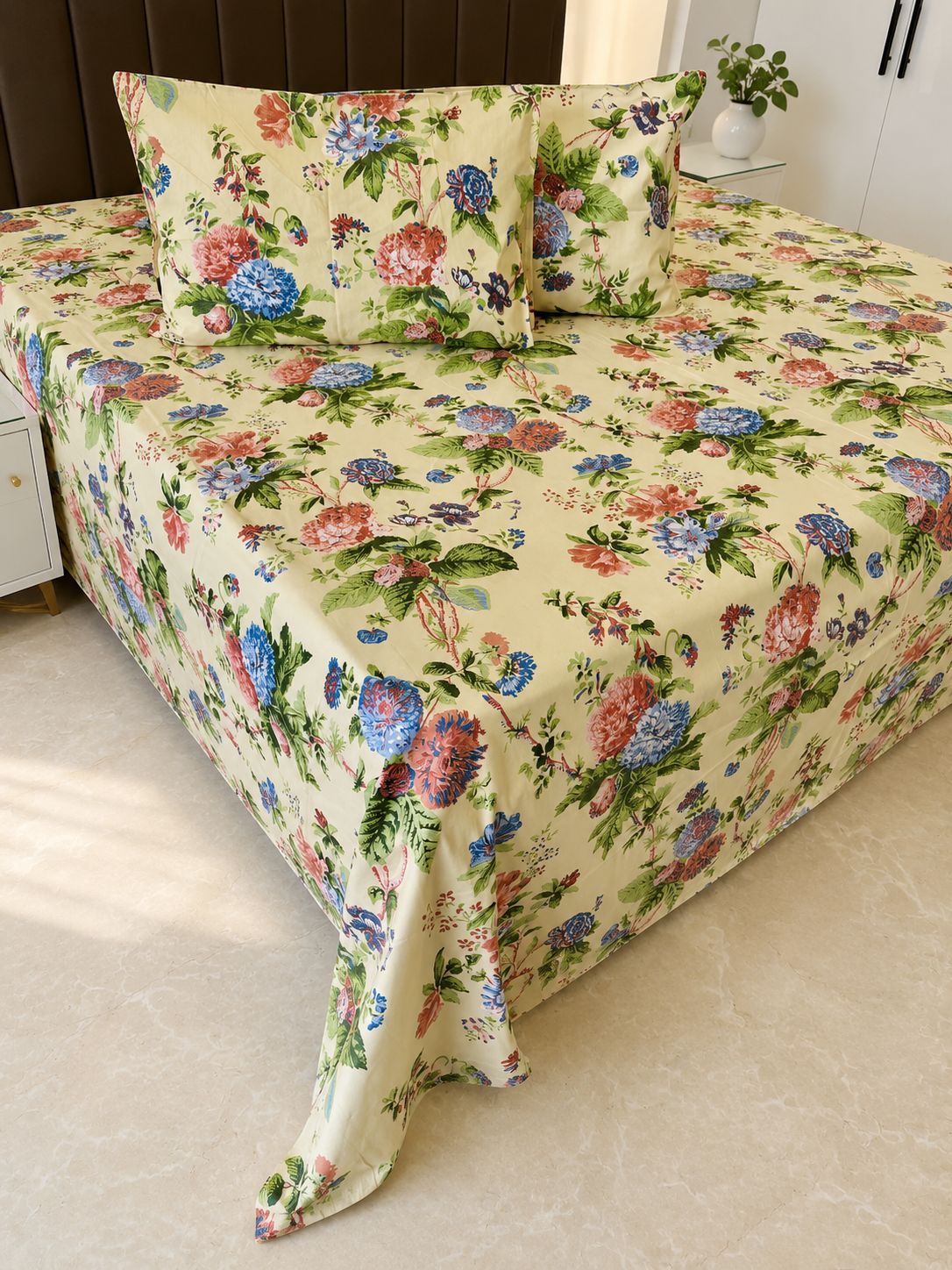 Chaman Jumbo King Bedsheet Set |110x110 inches | 100% Cotton  •  Jumbo King Bedsheet Set |110x110 inches | 100% Cotton
