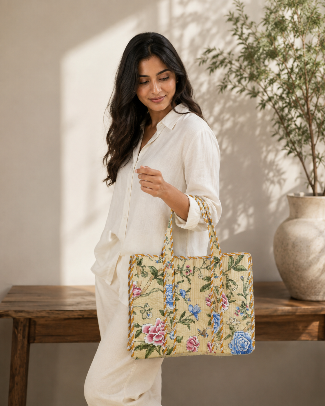 Elara Big Tote Bag