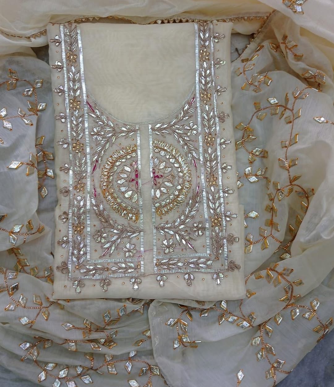 Glazia Gota Patti Chanderi Suit