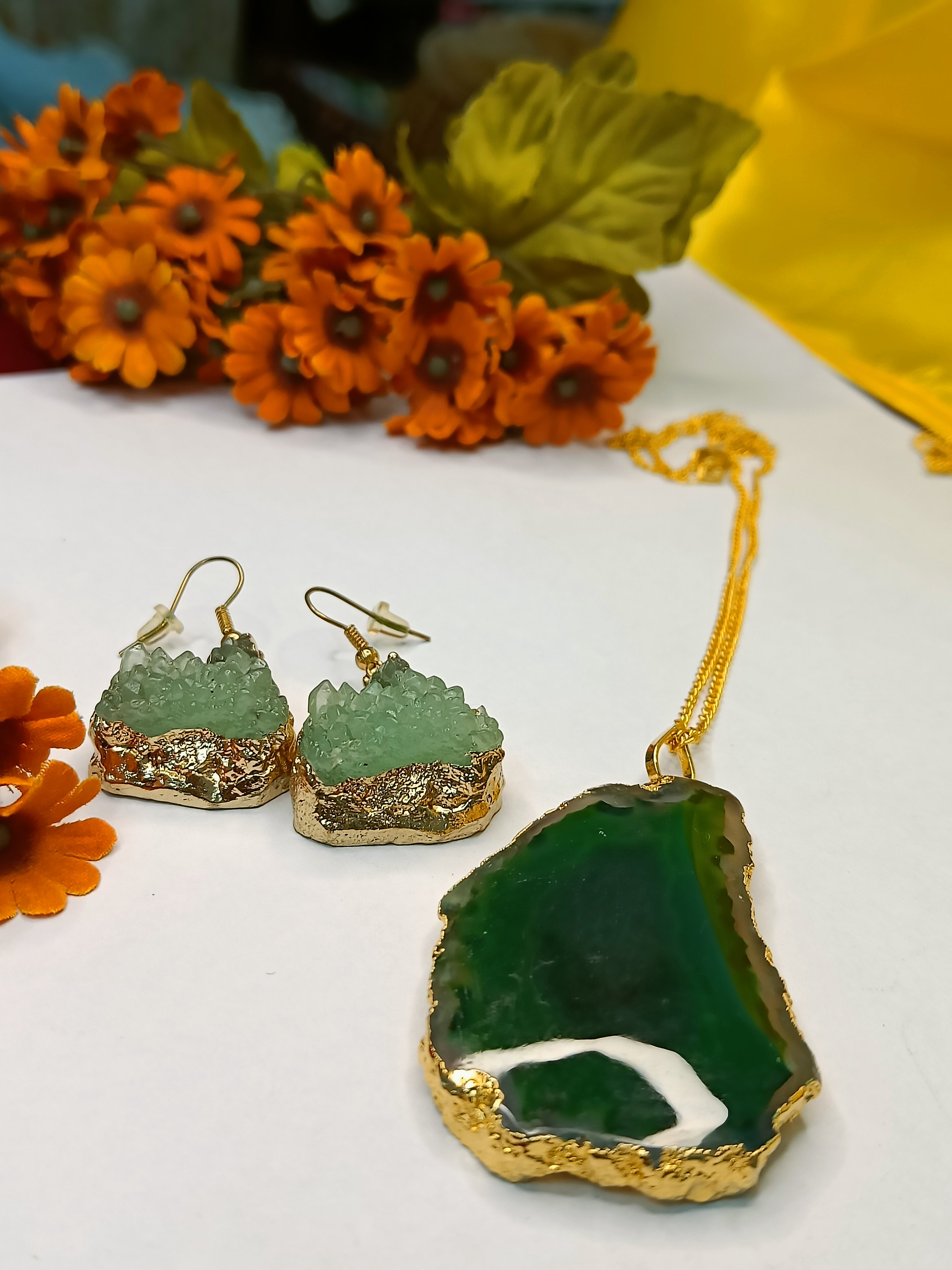 Green Agate-Druzy Pendant Set