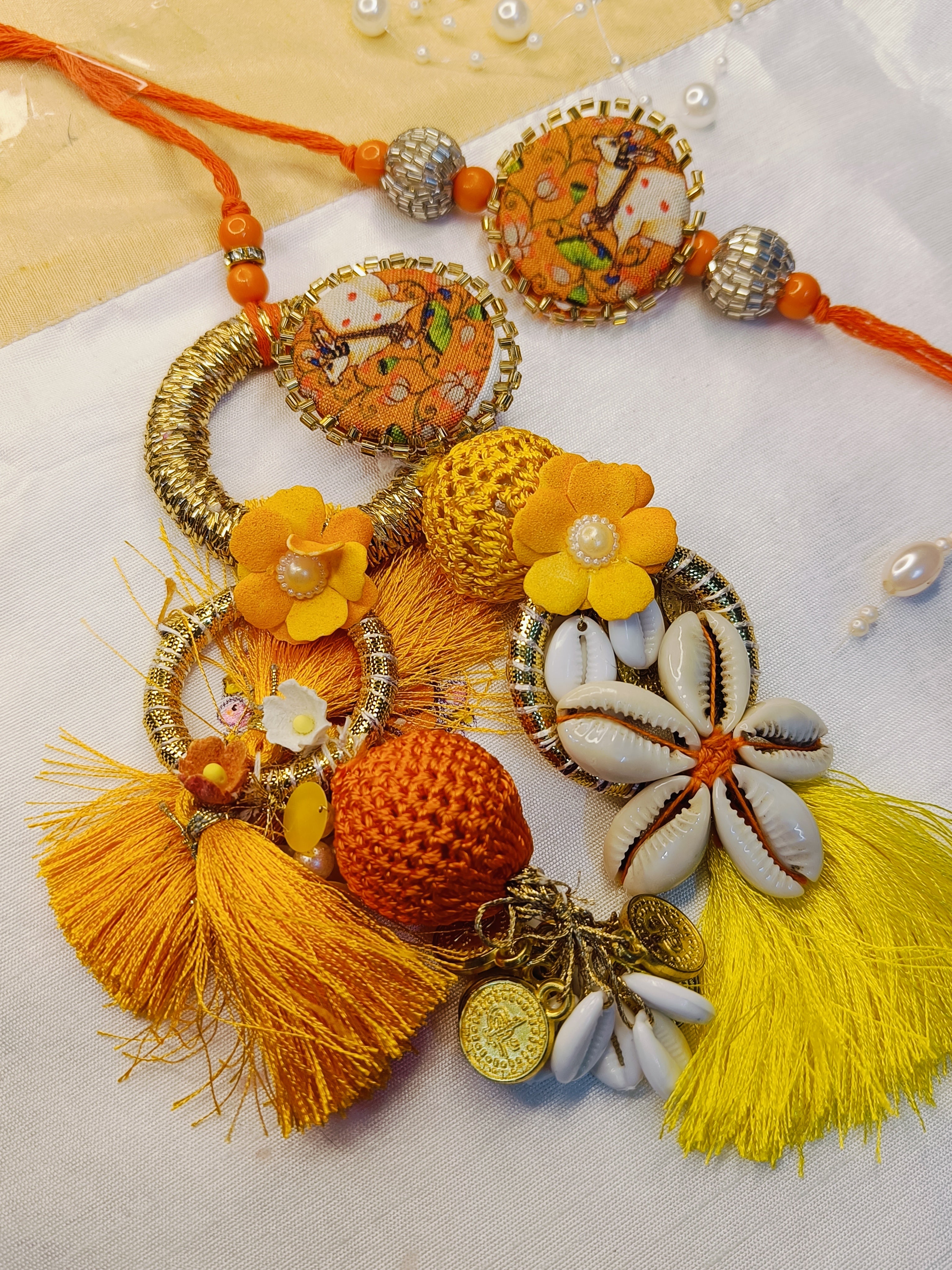 Prem Bandhan LUXE Loomba Rakhi sets