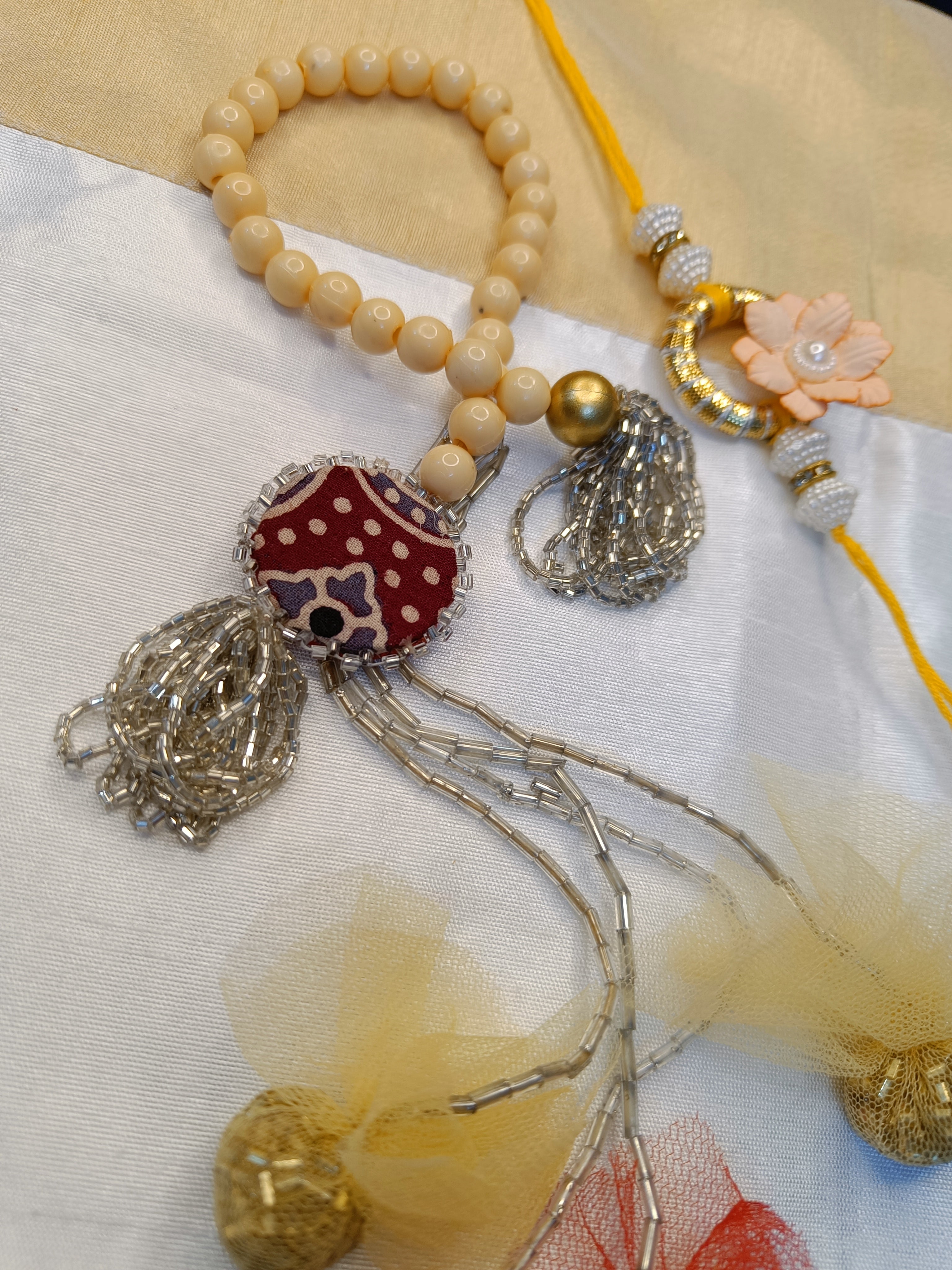 Shagun Loomba rakhi set