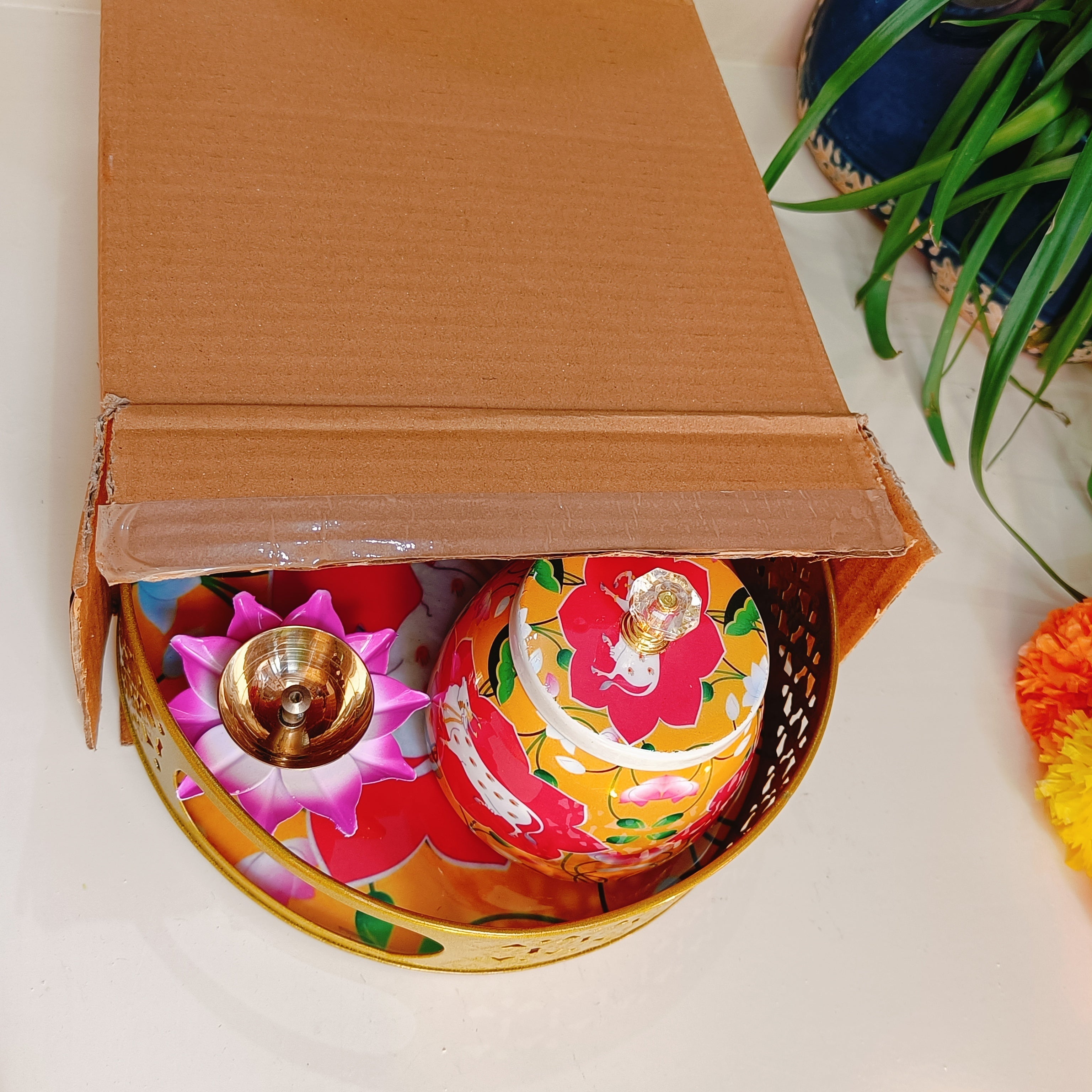 PICHWAI TRAY-JAR-DIYA SET