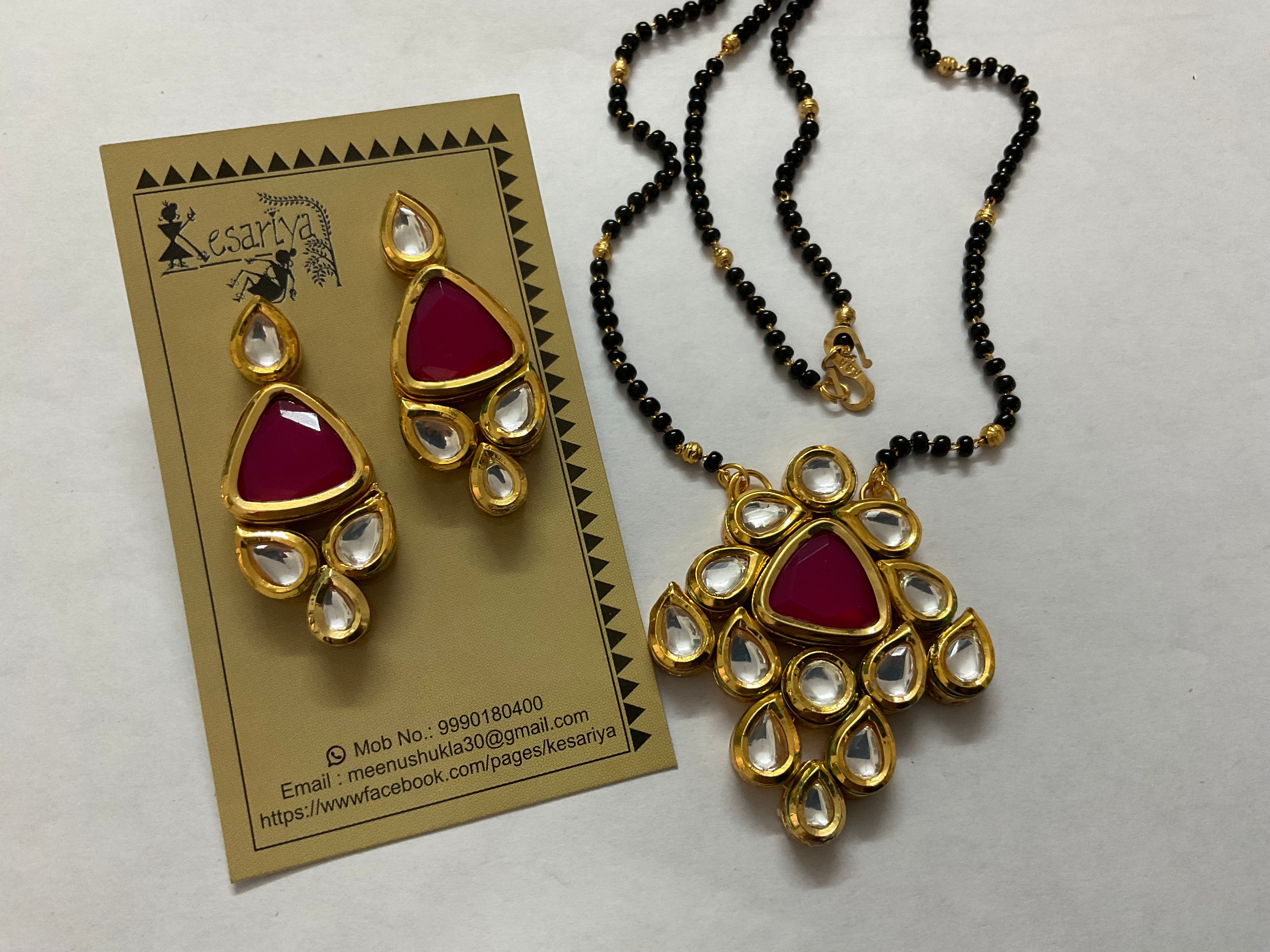 Seemanti Kundan Pendant Sets