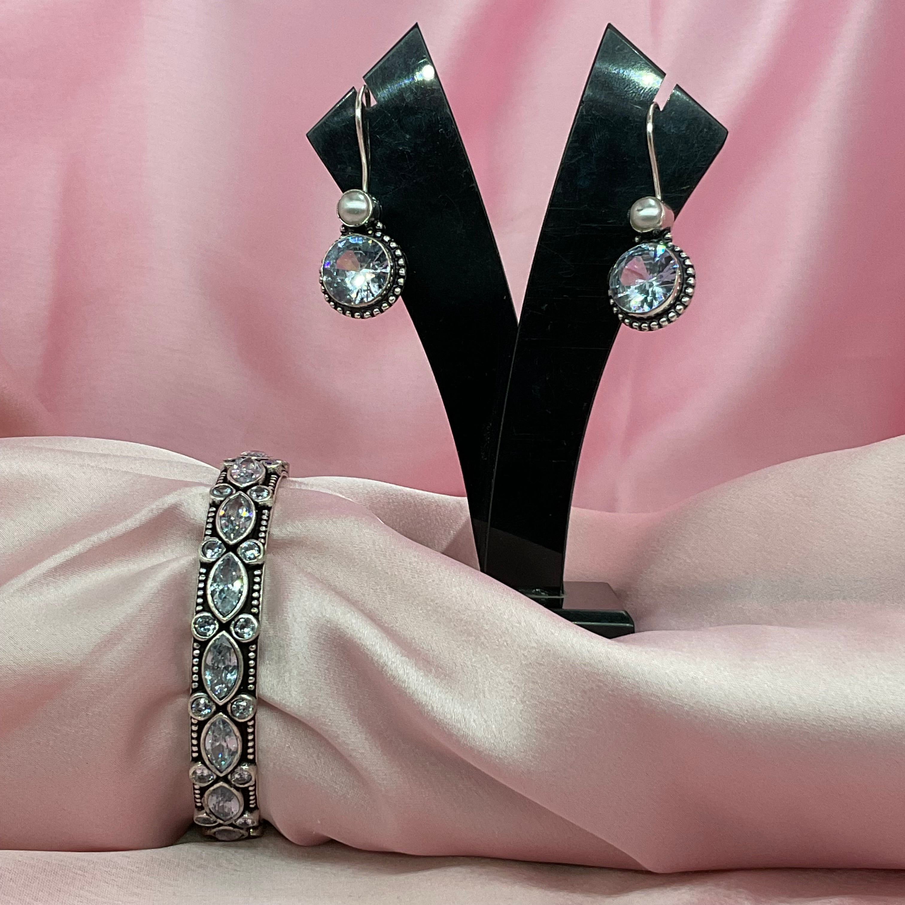 Kanak Earrings-Bangle Combo Sets