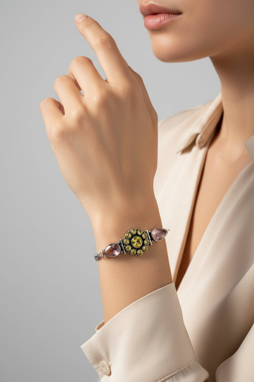 Aurum Openable Oxidized Bracelet