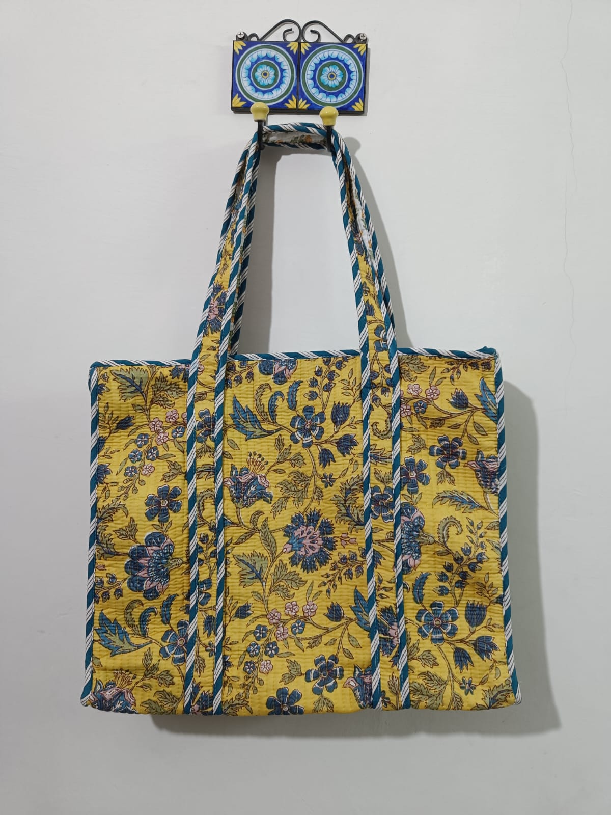 Ivy Big Tote Bag