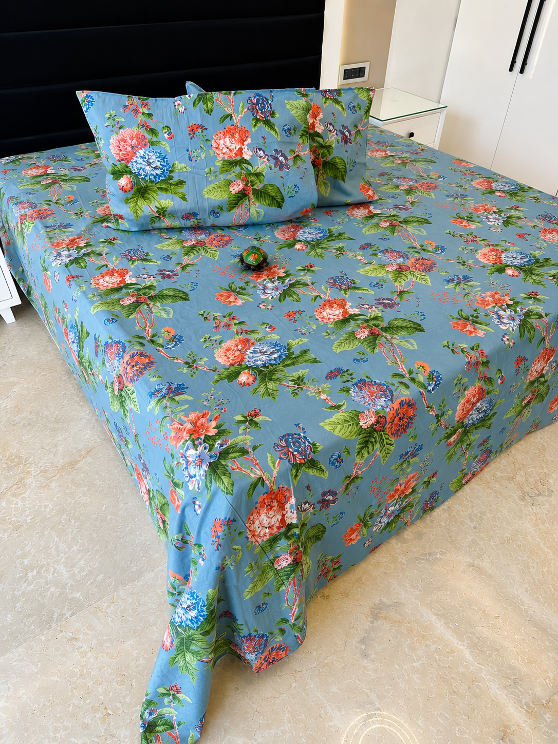 Angan Jumbo King Bedsheet Set |110x110 inches | 100% Cotton  •  Jumbo King Bedsheet Set |110x110 inches | 100% Cotton